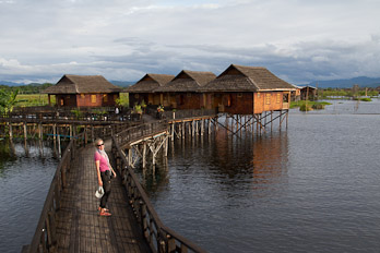 Golden Island Cottages