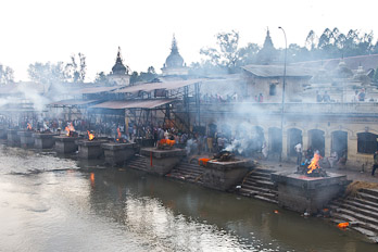 Totenverbrennung am Pashupatinath